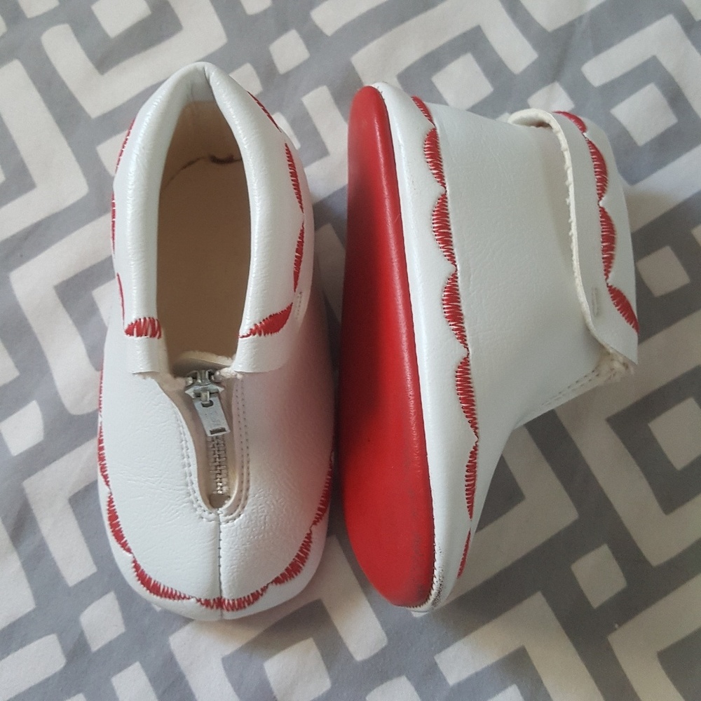 Baby moccasins size 3